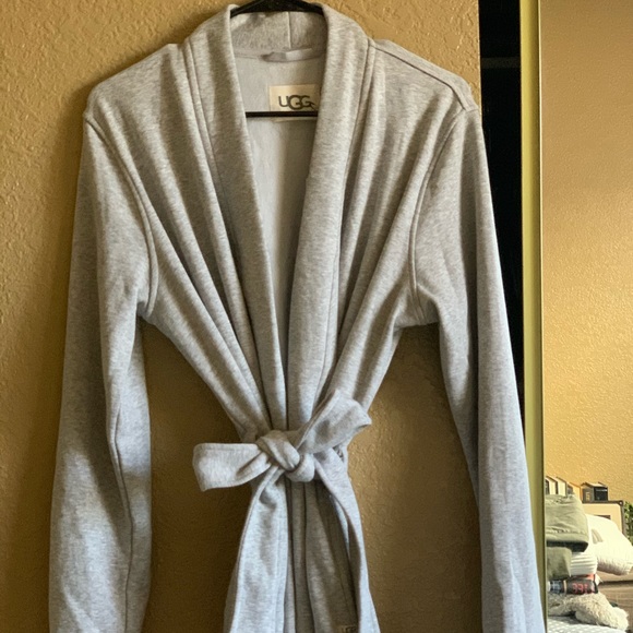 Ugg Robe - Picture 6 of 7